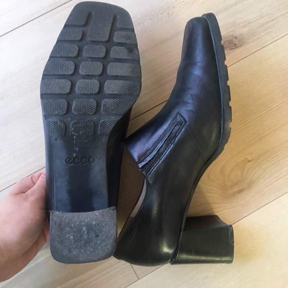 Ecco Black Leather Ankle Boots - Picture 3 of 4